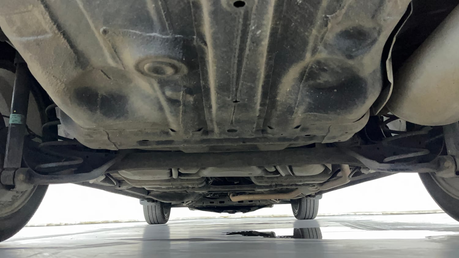Used 2021 Honda City ZX Petrol Petrol Manual extra REAR UNDERBODY VIEW (TAKEN FROM REAR)