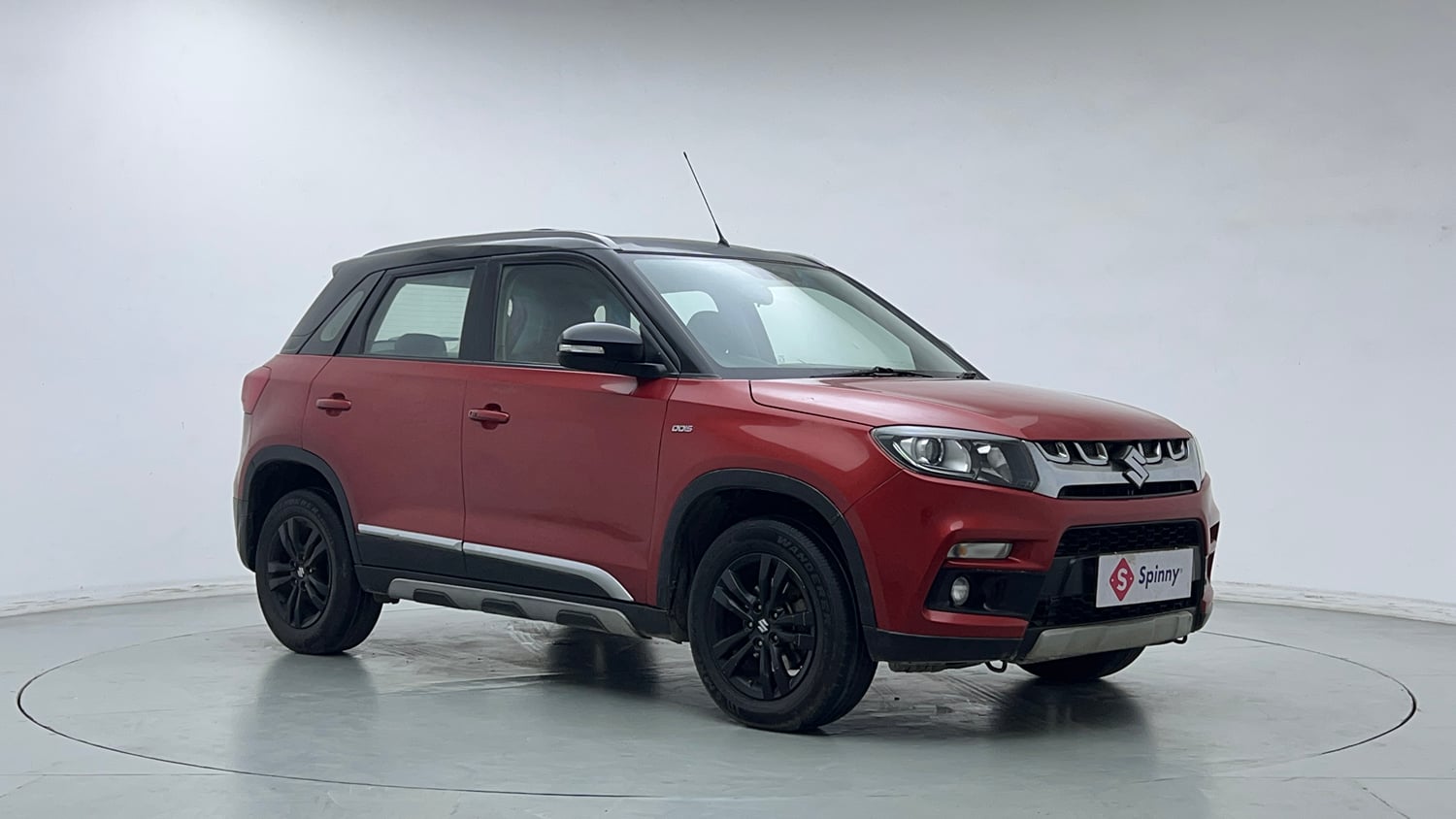 Used 2019 maruti-suzuki Vitara Brezza ZDi Plus Dual Tone AGS Diesel Automatic exterior RIGHT FRONT CORNER VIEW