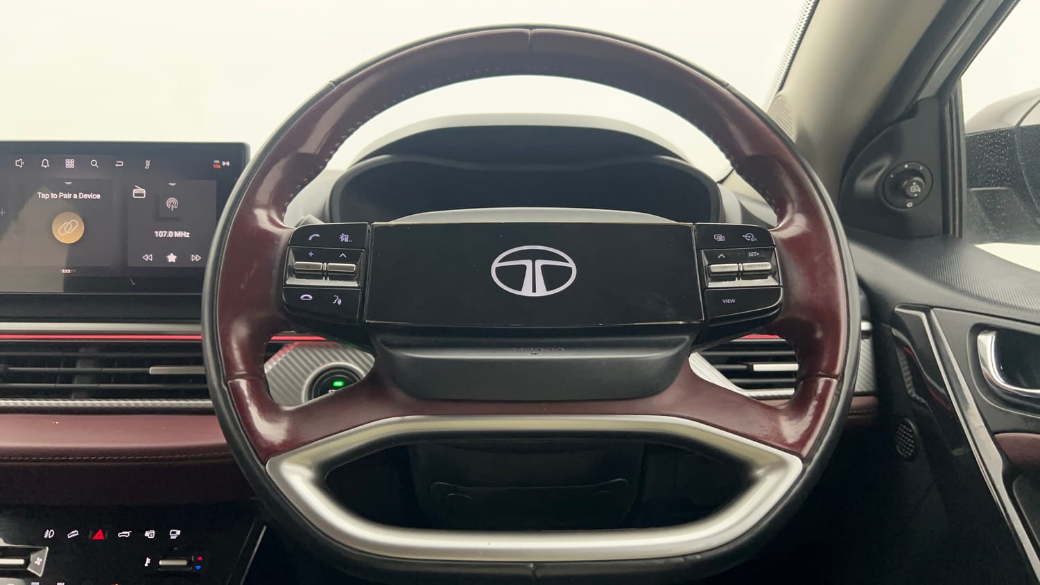 Used 2024 Tata Curvv Accomplished S 1.5 Kryojet Diesel 6MT Diesel Manual interior STEERING VIEW
