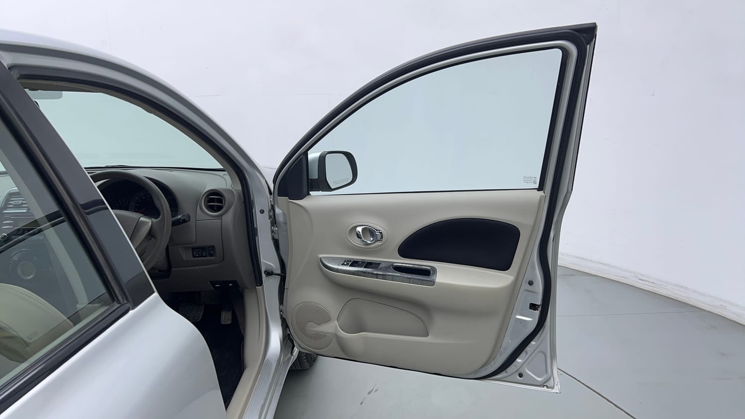 2015 Nissan Micra XV CVT-19