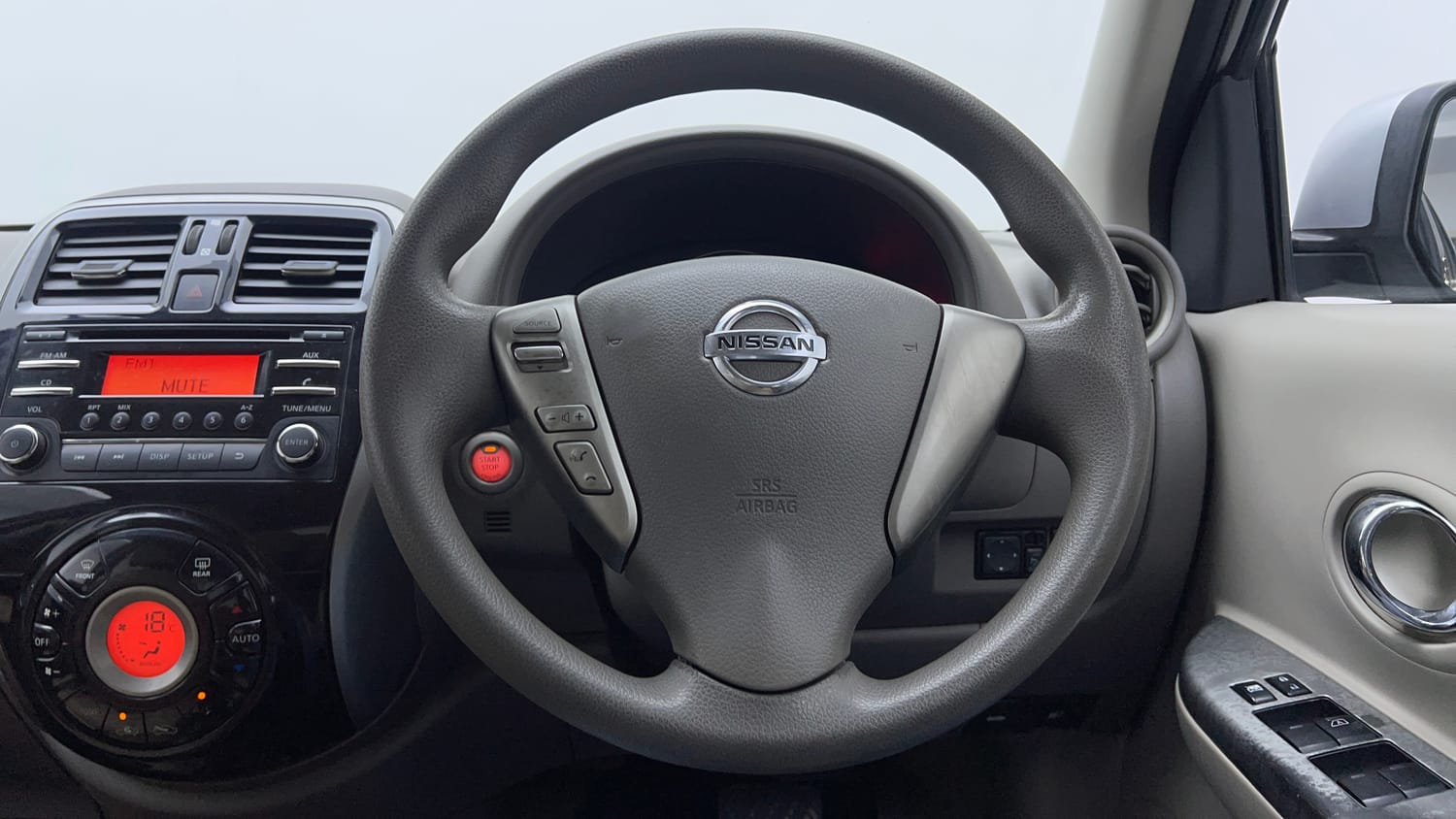2015 Nissan Micra XV CVT-14
