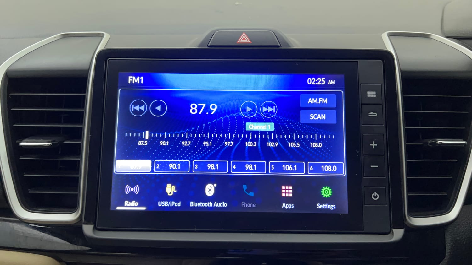 Used 2021 Honda City V CVT Petrol Petrol Automatic top_features Integrated (in-dash) music system