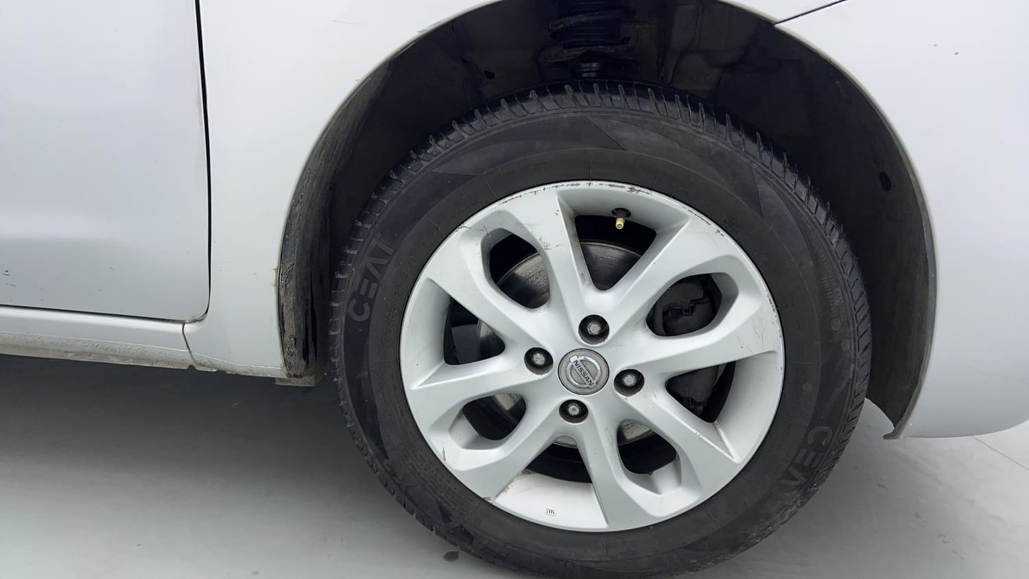 2015 Nissan Micra XV CVT-32
