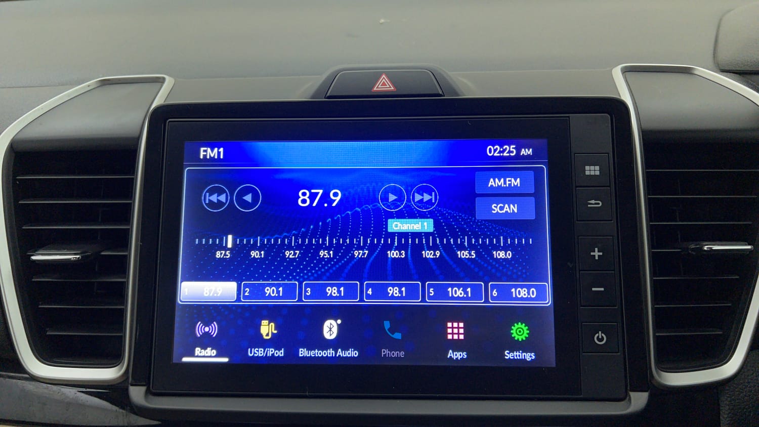 Used 2021 Honda City V CVT Petrol Petrol Automatic top_features Touch screen infotainment system