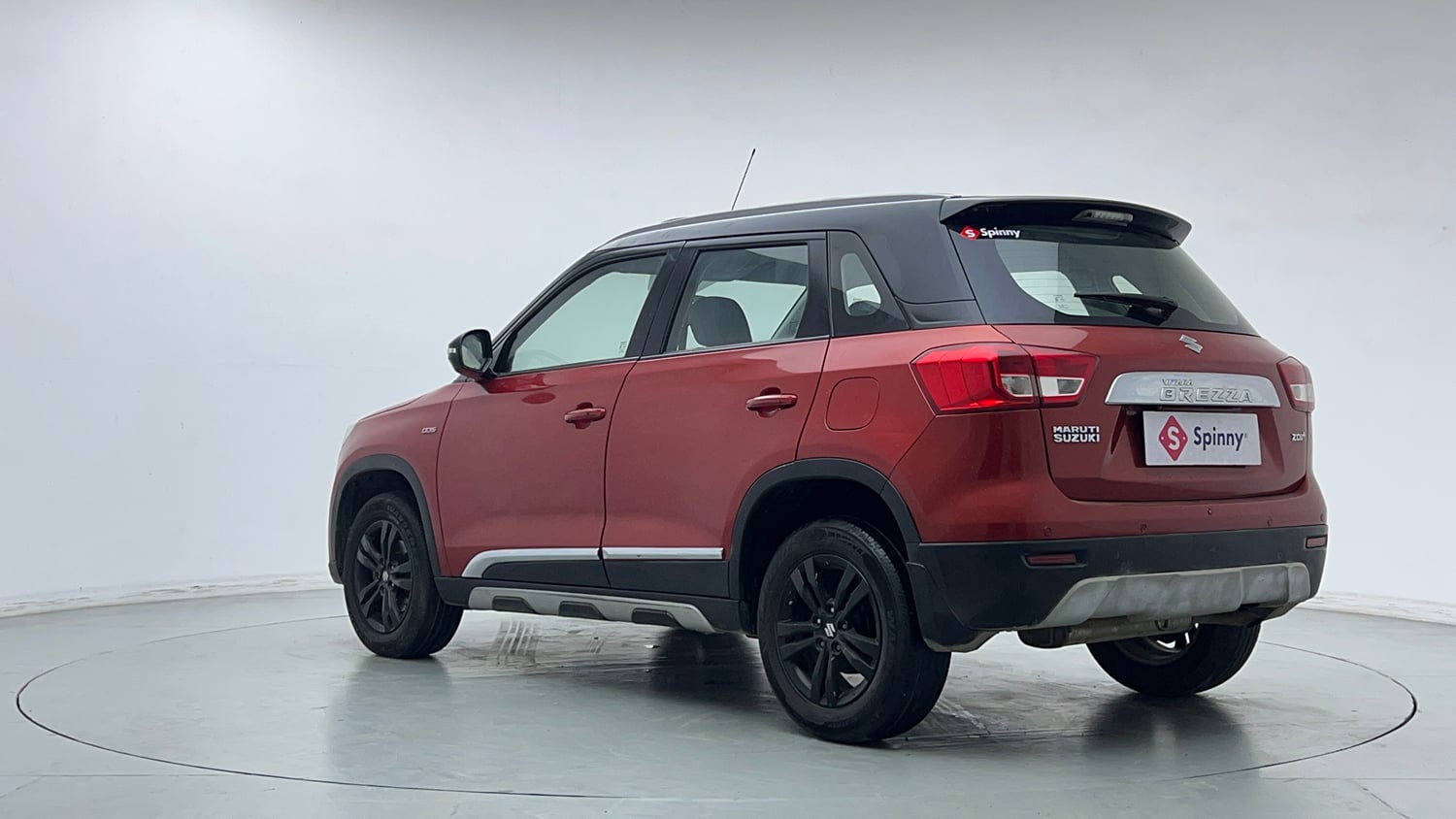 Used 2019 maruti-suzuki Vitara Brezza ZDi Plus Dual Tone AGS Diesel Automatic exterior LEFT REAR CORNER VIEW