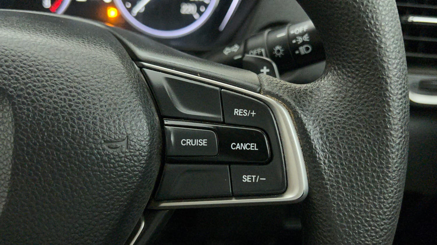 Used 2021 Honda City V CVT Petrol Petrol Automatic top_features Cruise control