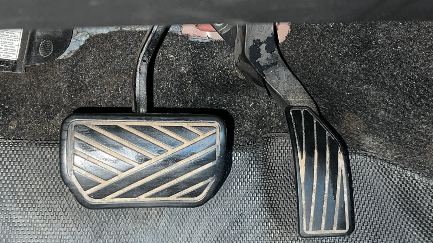 Used 2019 maruti-suzuki Vitara Brezza ZDi Plus Dual Tone AGS Diesel Automatic interior PEDALS VIEW
