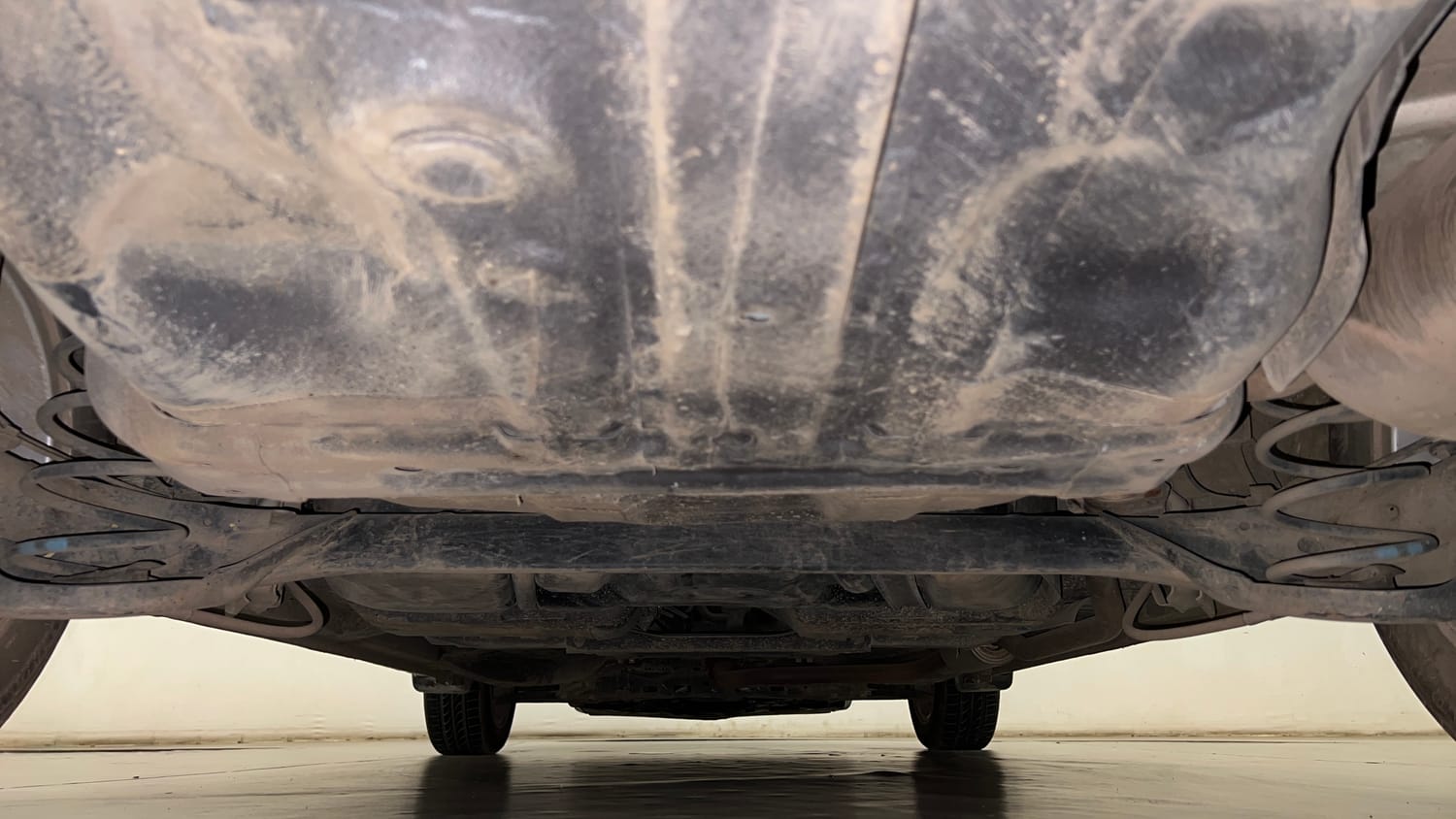 Used 2021 Honda City V CVT Petrol Petrol Automatic extra REAR UNDERBODY VIEW (TAKEN FROM REAR)