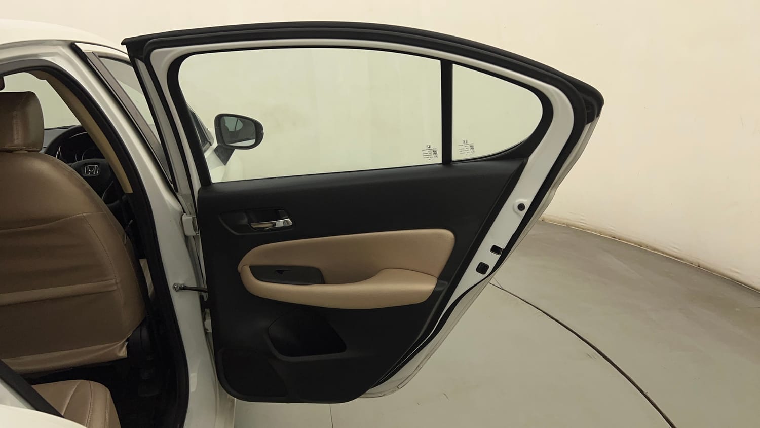 Used 2021 Honda City V CVT Petrol Petrol Automatic interior RIGHT REAR DOOR OPEN VIEW