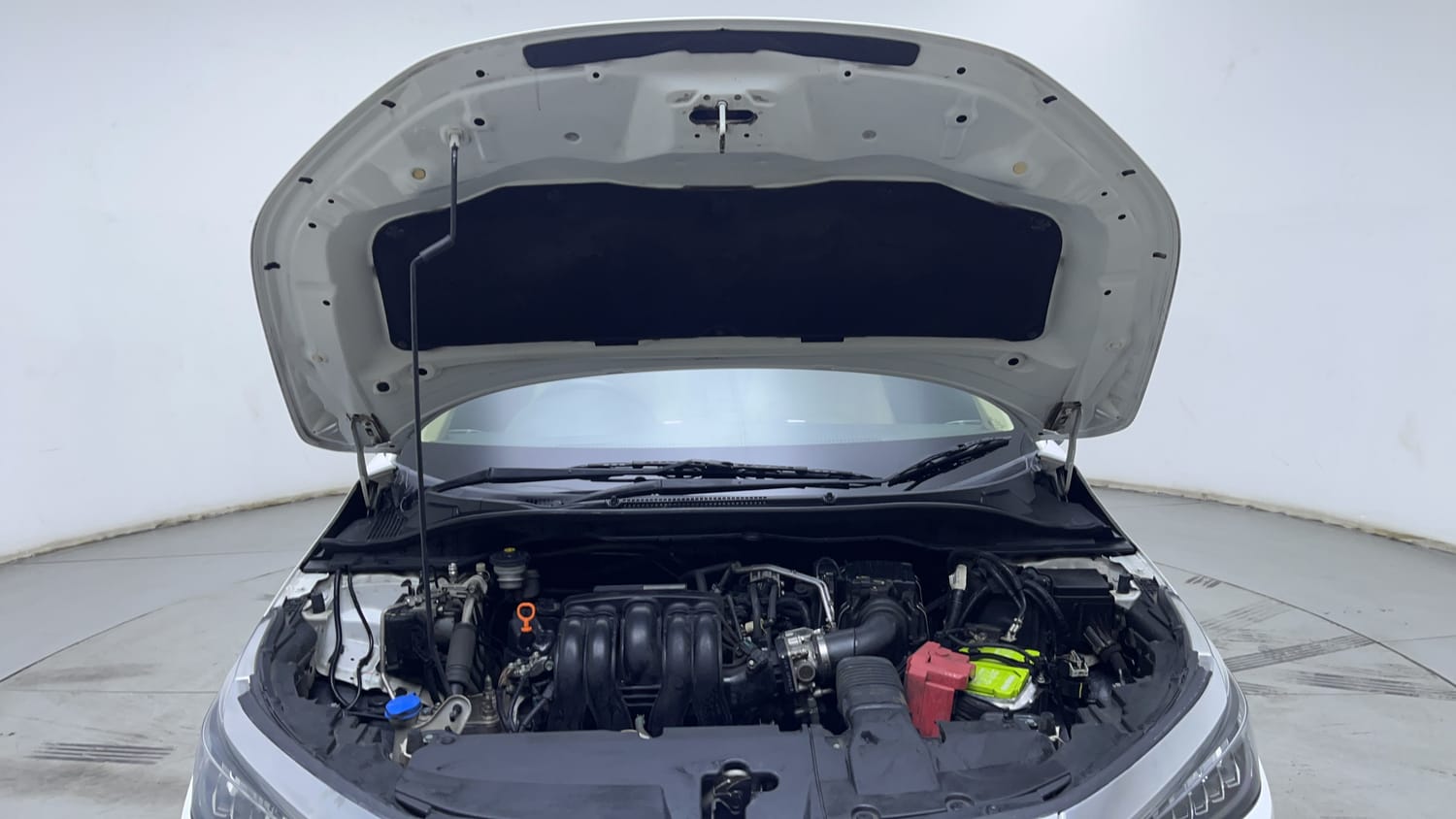 Used 2021 Honda City ZX Petrol Petrol Manual engine ENGINE & BONNET OPEN FRONT VIEW