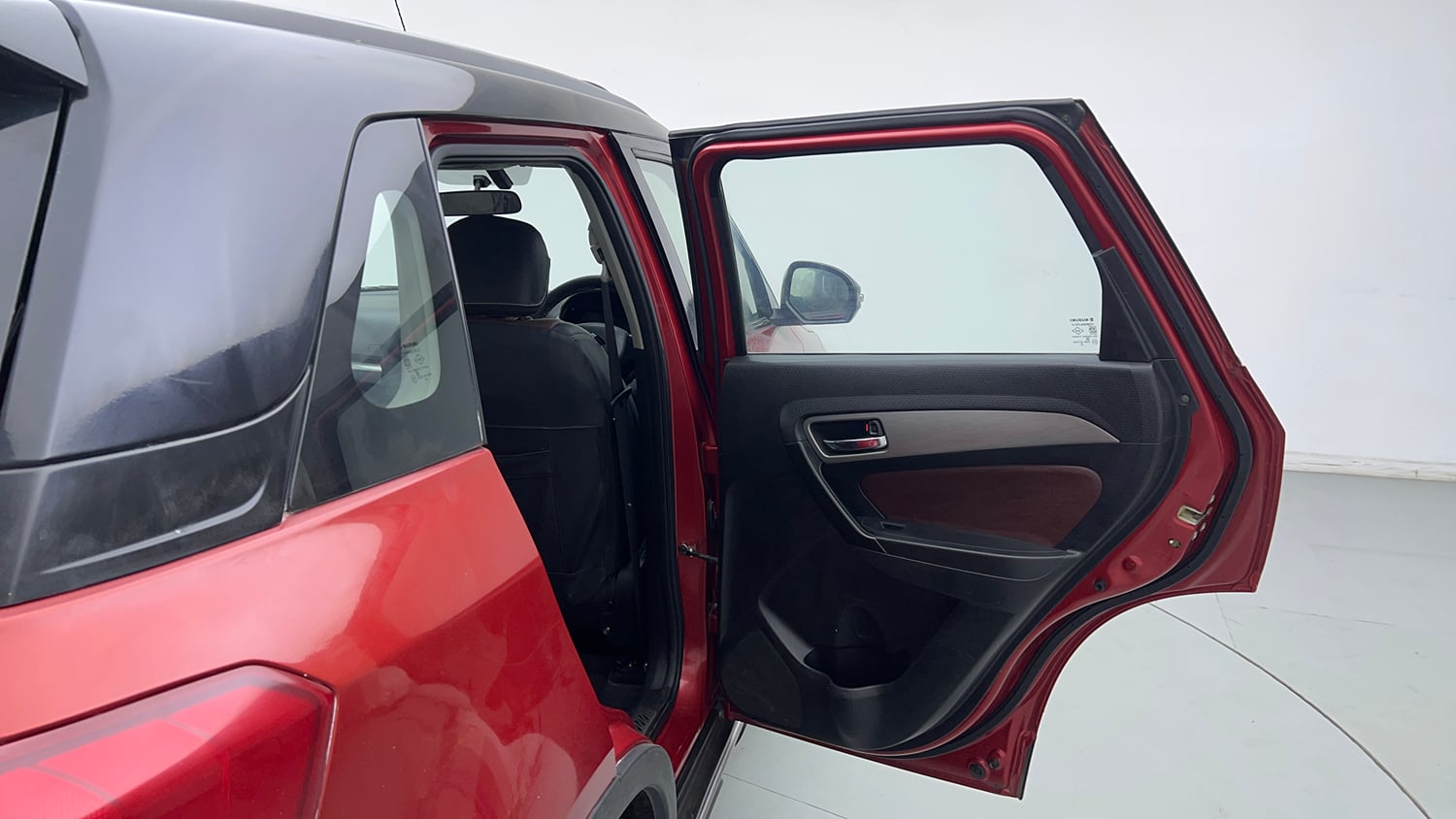 Used 2019 maruti-suzuki Vitara Brezza ZDi Plus Dual Tone AGS Diesel Automatic interior RIGHT REAR DOOR OPEN VIEW