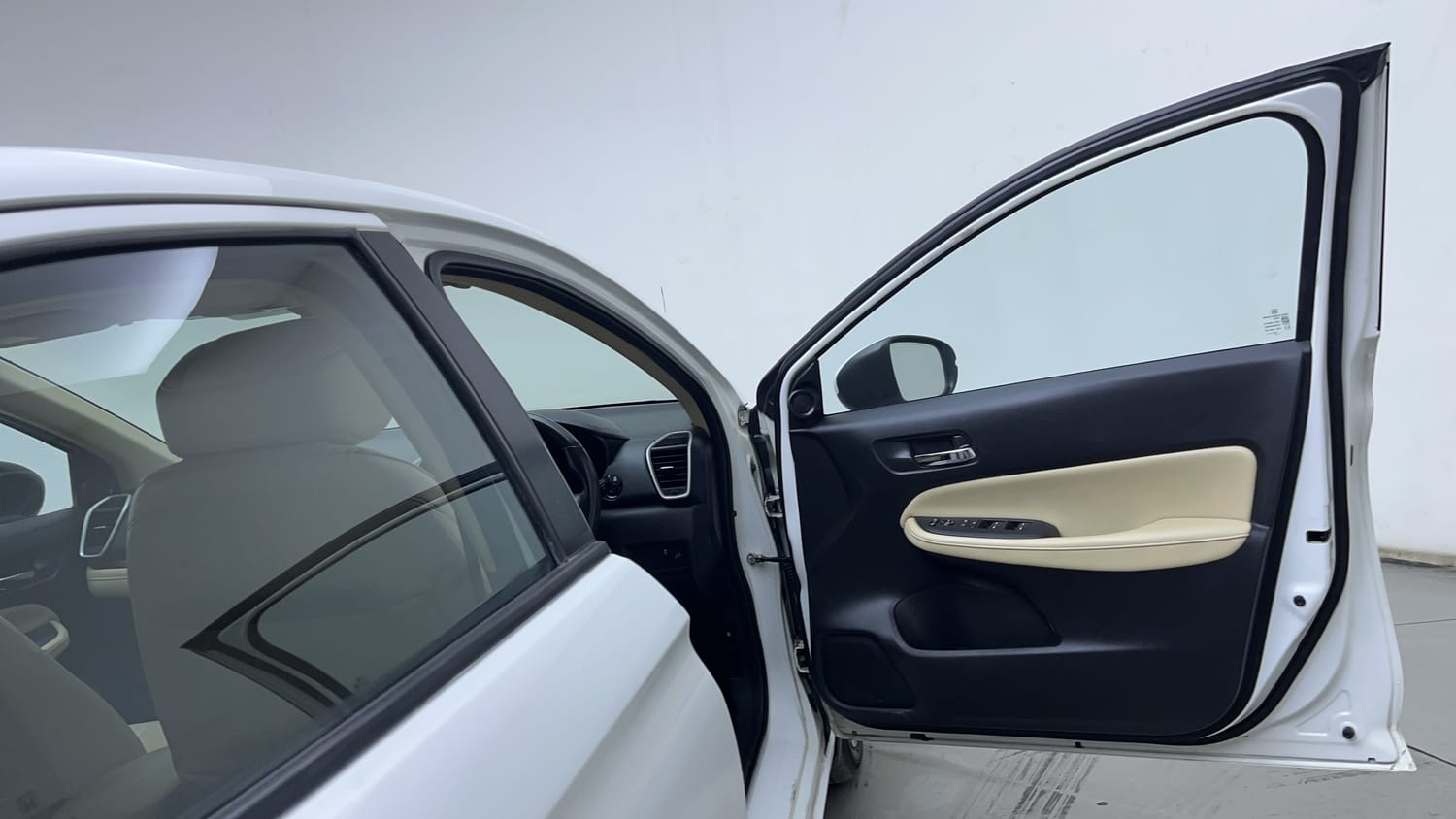 Used 2021 Honda City ZX Petrol Petrol Manual interior RIGHT FRONT DOOR OPEN VIEW