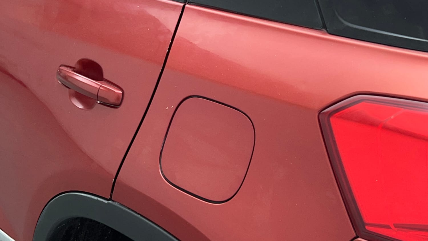 Used 2019 maruti-suzuki Vitara Brezza ZDi Plus Dual Tone AGS Diesel Automatic dents MINOR SCRATCH
