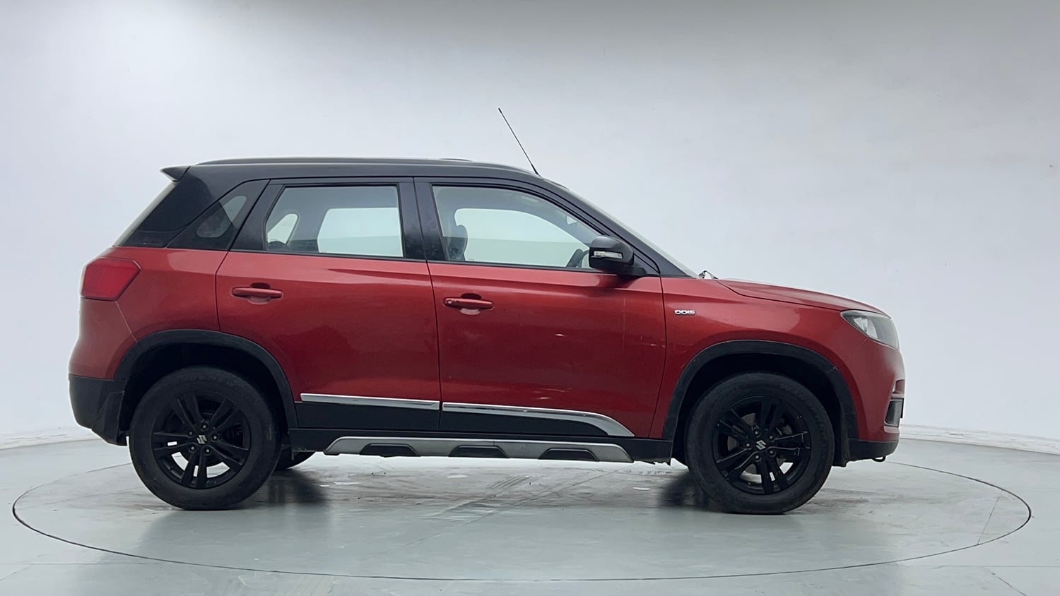 Used 2019 maruti-suzuki Vitara Brezza ZDi Plus Dual Tone AGS Diesel Automatic exterior RIGHT SIDE VIEW