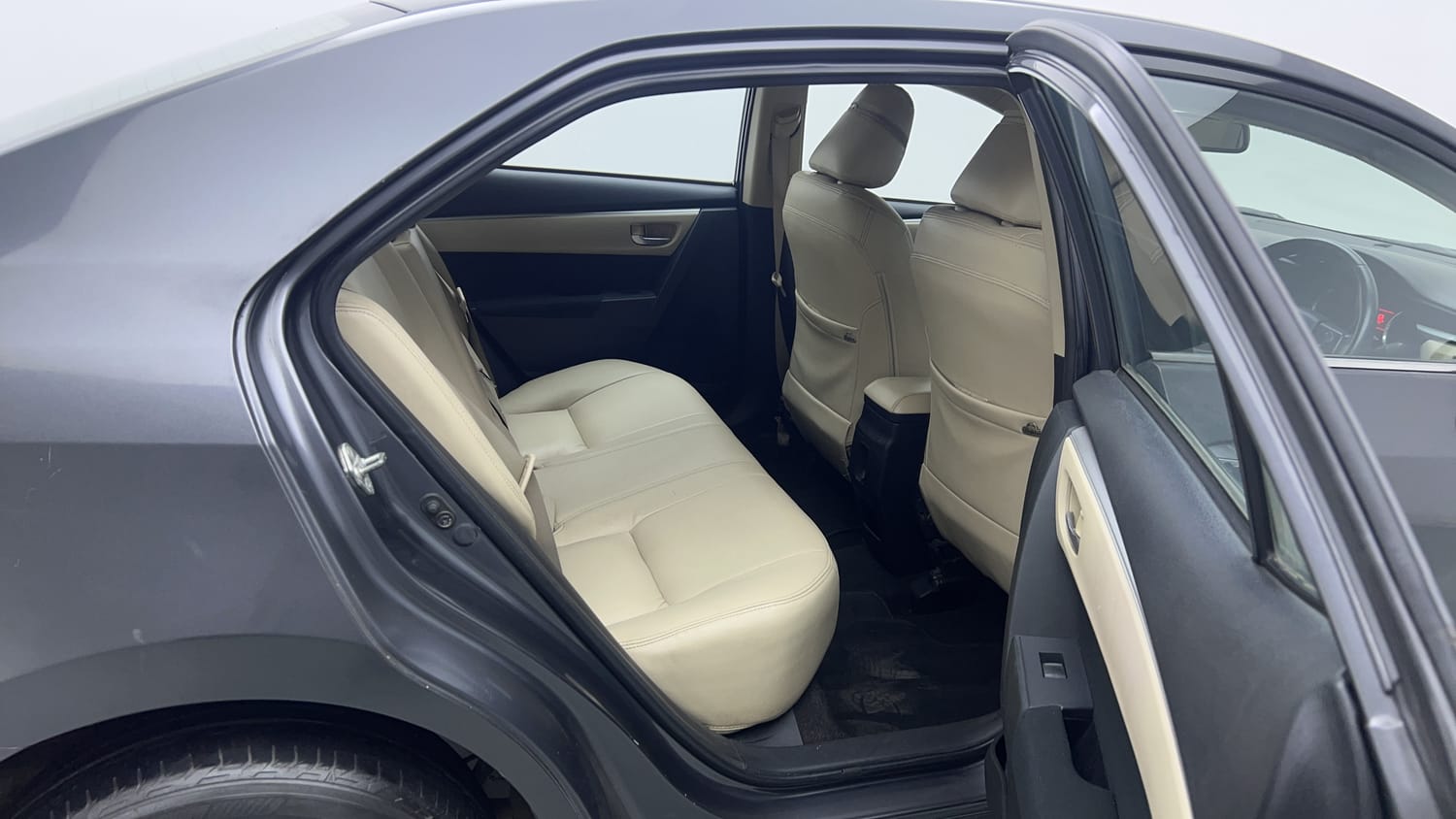 2014 Toyota Corolla Altis G Petrol-18