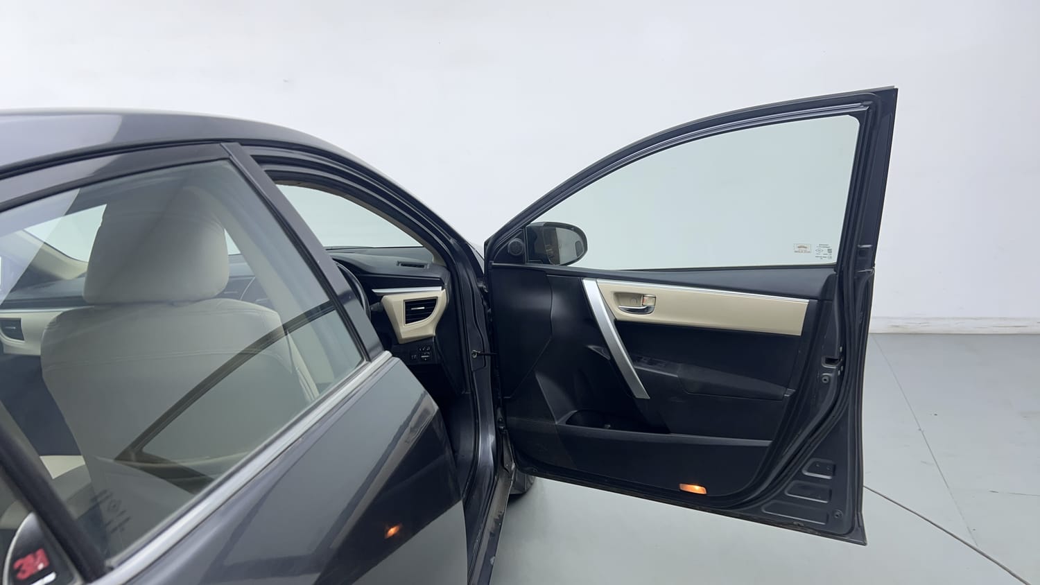 2014 Toyota Corolla Altis G Petrol-19