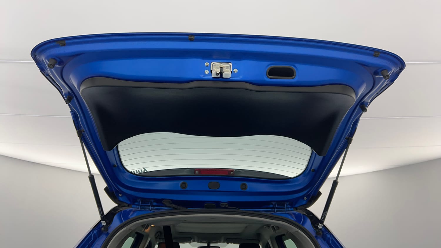 Used 2023 Toyota Urban Cruiser Hyryder V Hybrid Dual Tone Hybrid Automatic interior DICKY DOOR OPEN VIEW