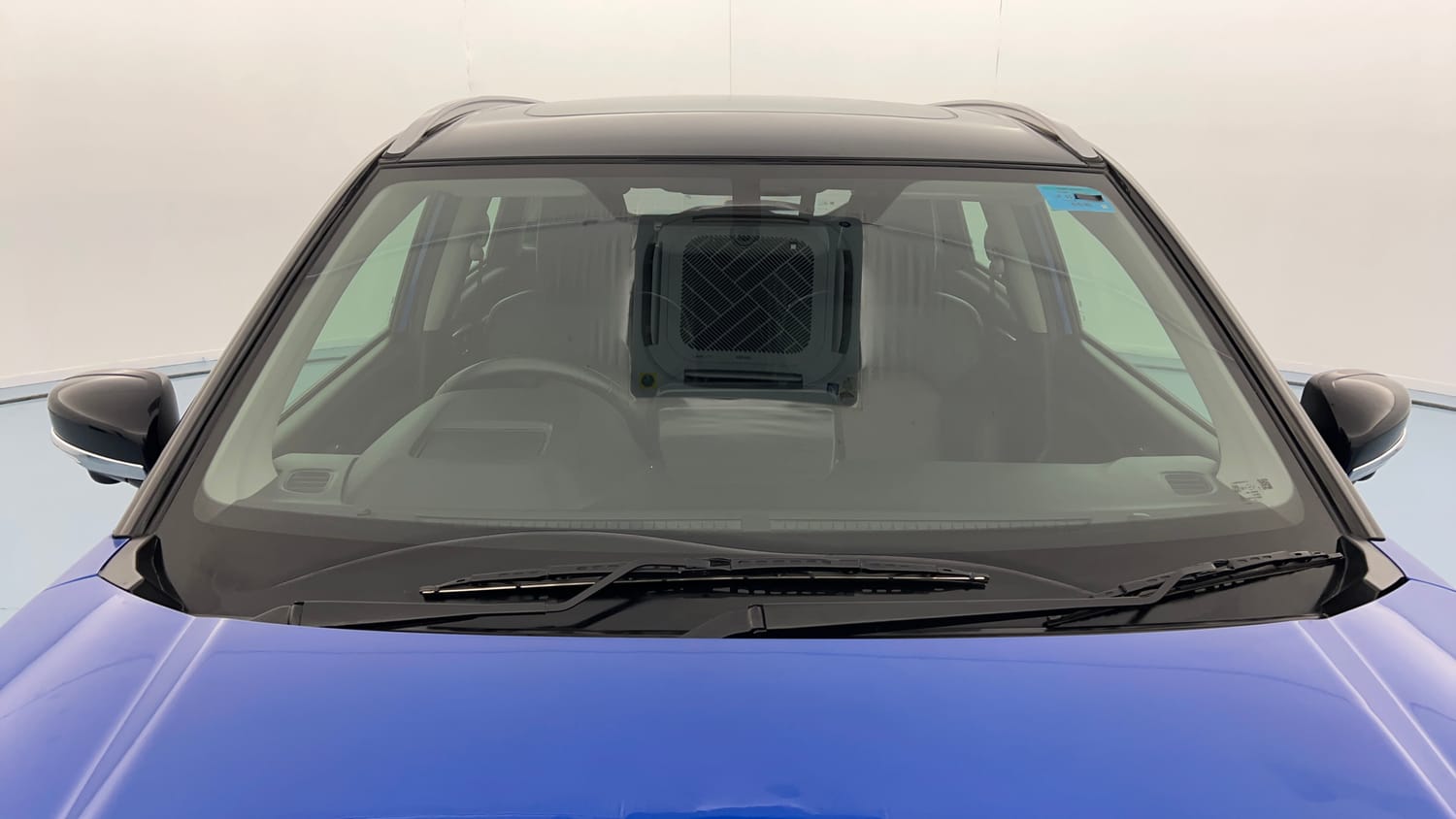 Used 2023 Toyota Urban Cruiser Hyryder V Hybrid Dual Tone Hybrid Automatic exterior FRONT WINDSHIELD VIEW