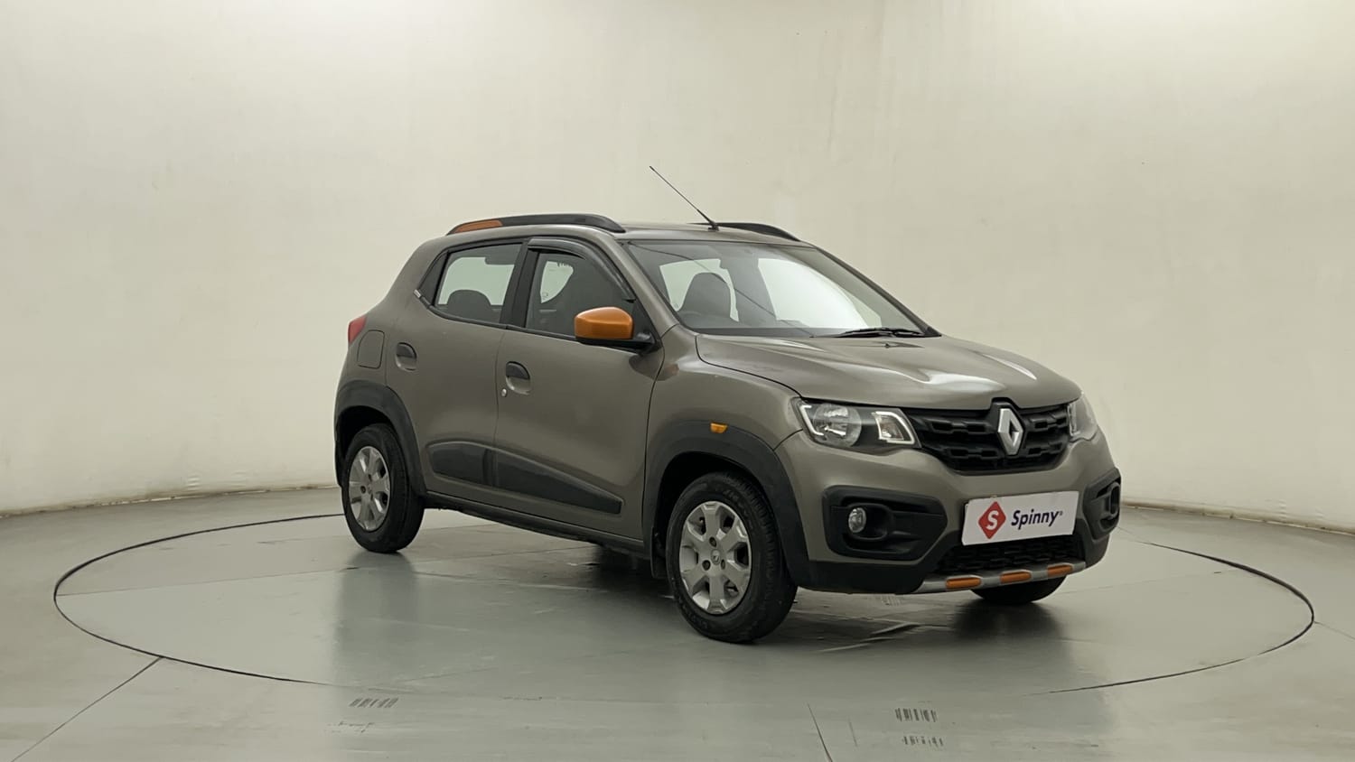 Used 2019 Renault Kwid CLIMBER 1.0 Petrol Manual exterior RIGHT FRONT CORNER VIEW