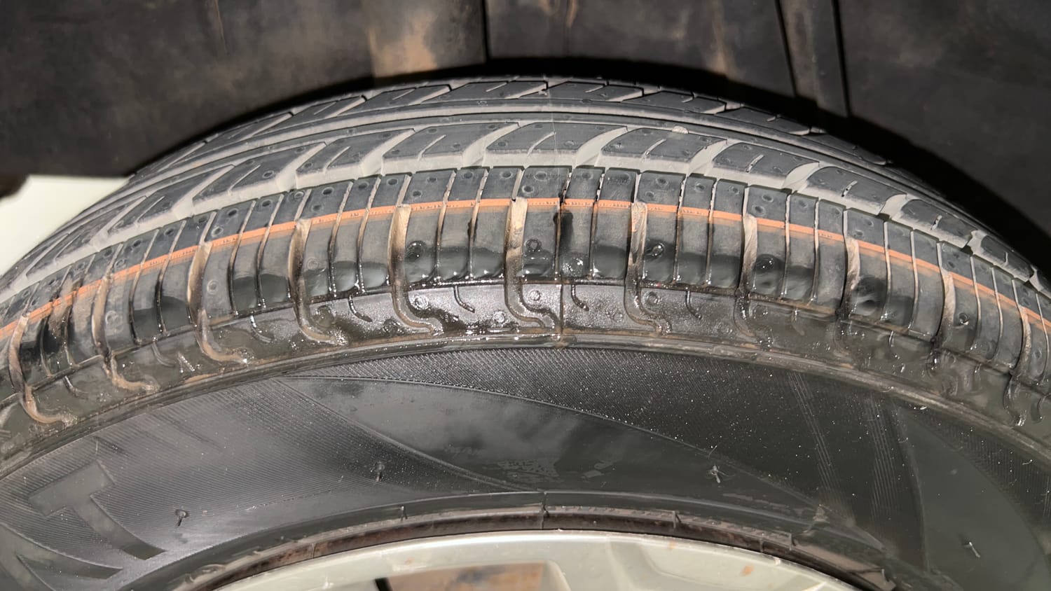 Used 2019 Renault Kwid CLIMBER 1.0 Petrol Manual tyres RIGHT REAR TYRE TREAD VIEW