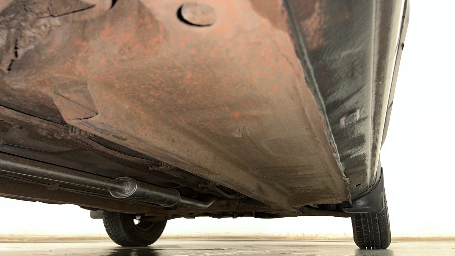 Used 2019 Renault Kwid CLIMBER 1.0 Petrol Manual extra REAR RIGHT UNDERBODY VIEW