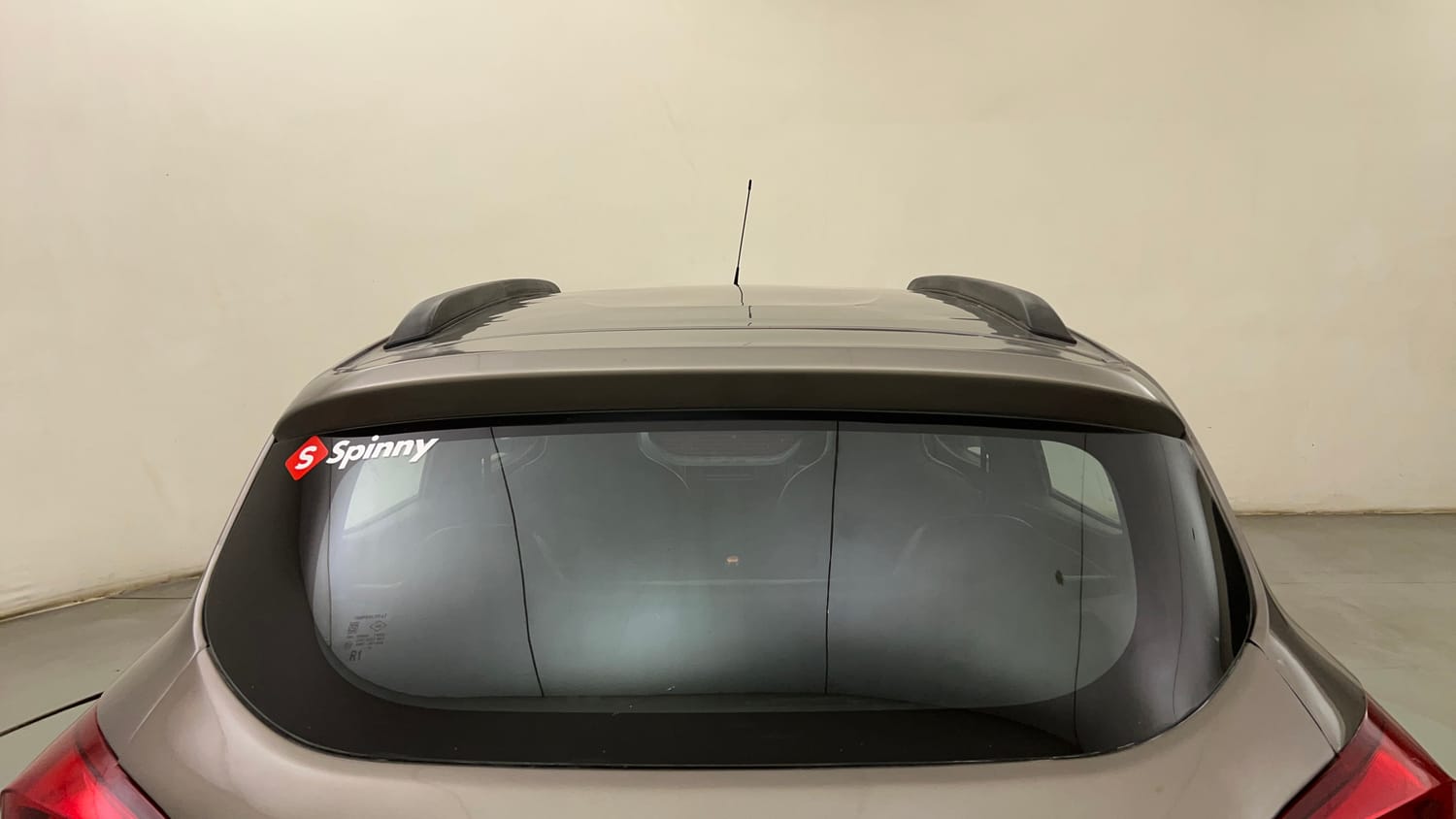 Used 2019 Renault Kwid CLIMBER 1.0 Petrol Manual exterior BACK WINDSHIELD VIEW