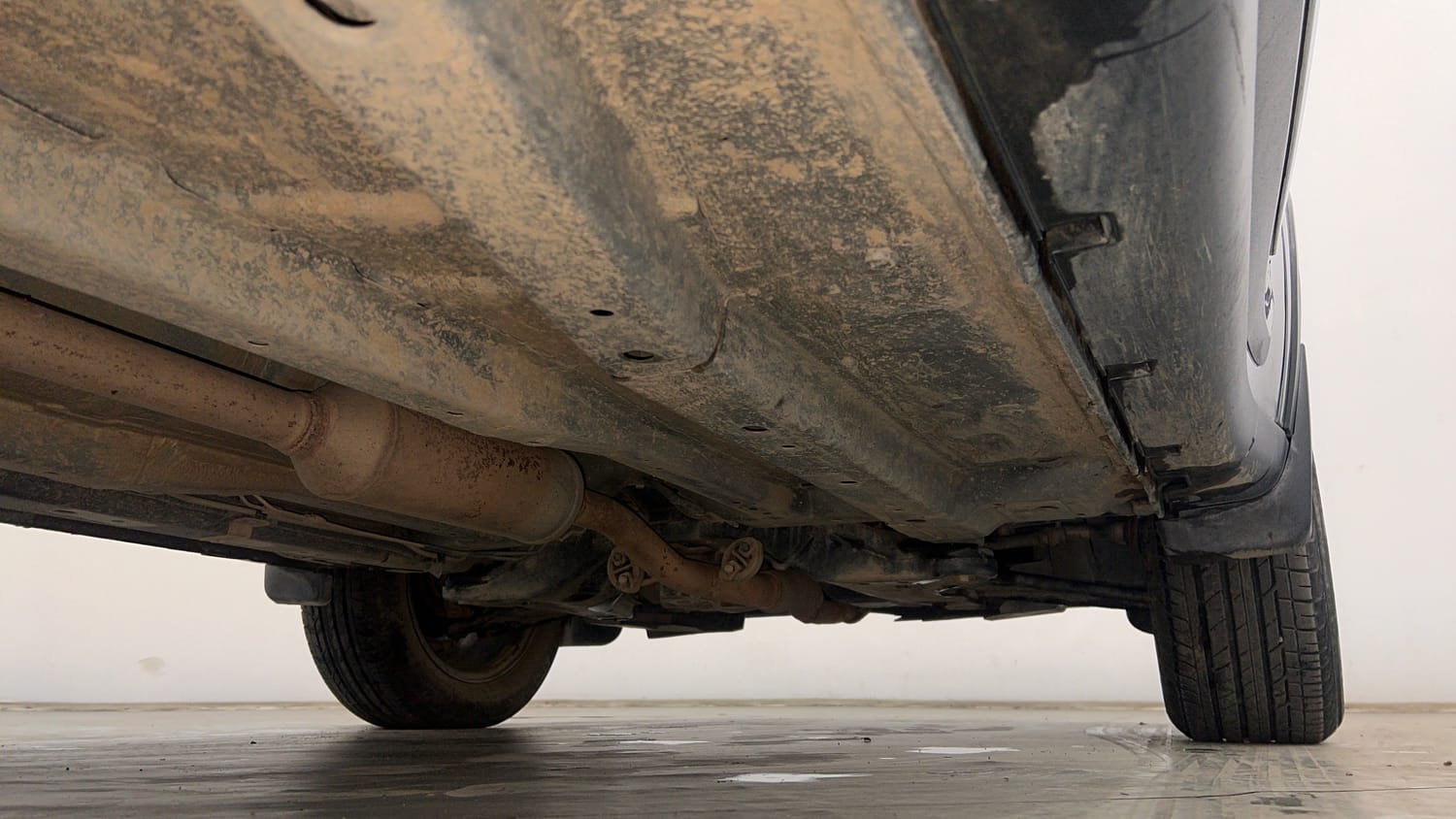 Used 2024 Tata Nexon Fearless Plus S 1.2 Revotron Petrol 7DCA DT Petrol Automatic extra REAR RIGHT UNDERBODY VIEW