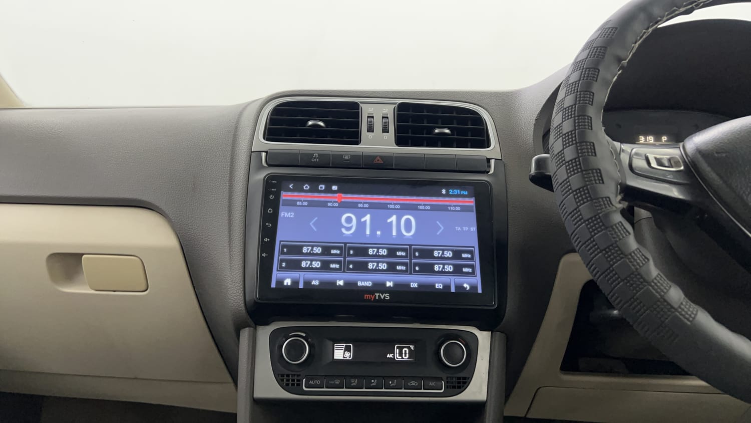 Used 2015 Volkswagen Vento Highline Diesel AT Diesel Automatic interior MUSIC SYSTEM & AC CONTROL VIEW