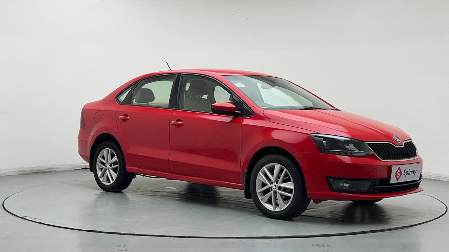 Used 2017 Skoda Rapid Style 1.6 MPI AT Petrol Automatic exterior RIGHT FRONT CORNER VIEW