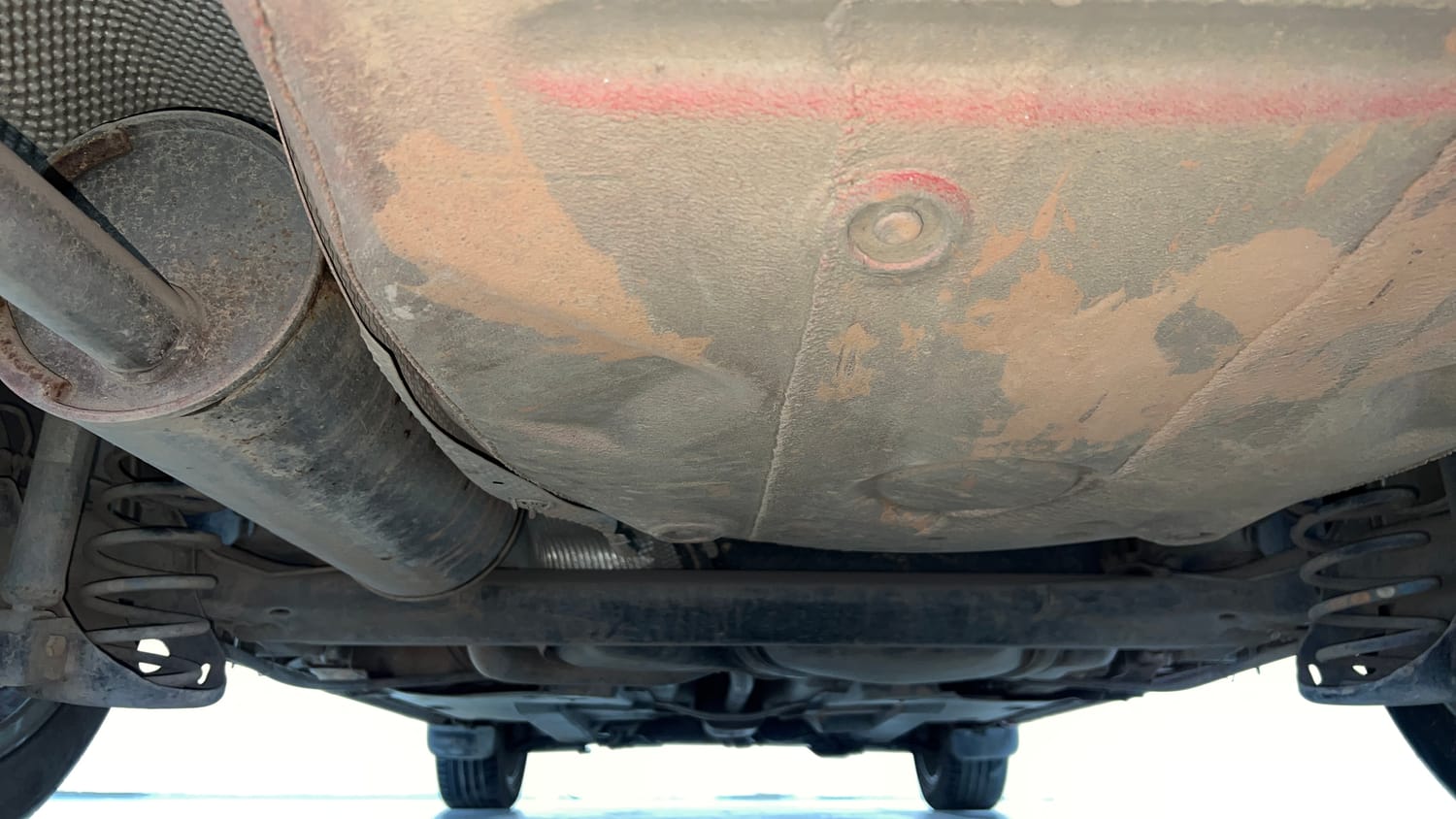 Used 2017 Skoda Rapid Style 1.6 MPI AT Petrol Automatic extra REAR UNDERBODY VIEW (TAKEN FROM REAR)