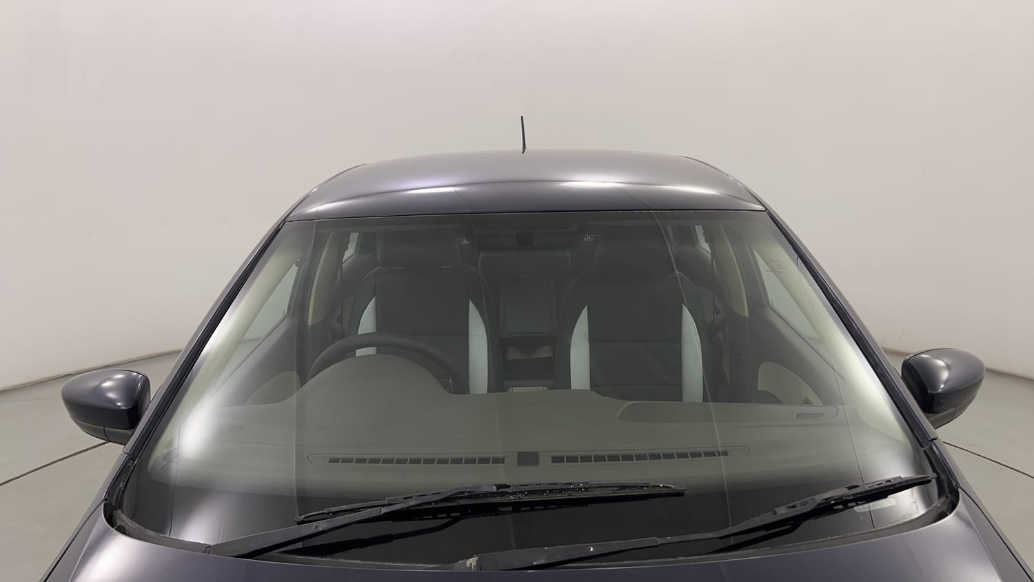 Used 2015 Volkswagen Vento Highline Diesel AT Diesel Automatic exterior FRONT WINDSHIELD VIEW