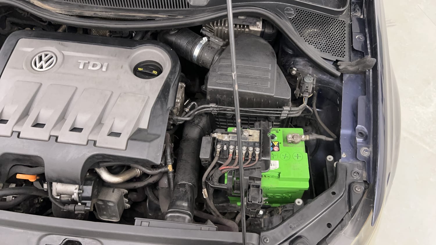 Used 2015 Volkswagen Vento Highline Diesel AT Diesel Automatic engine ENGINE LEFT SIDE VIEW
