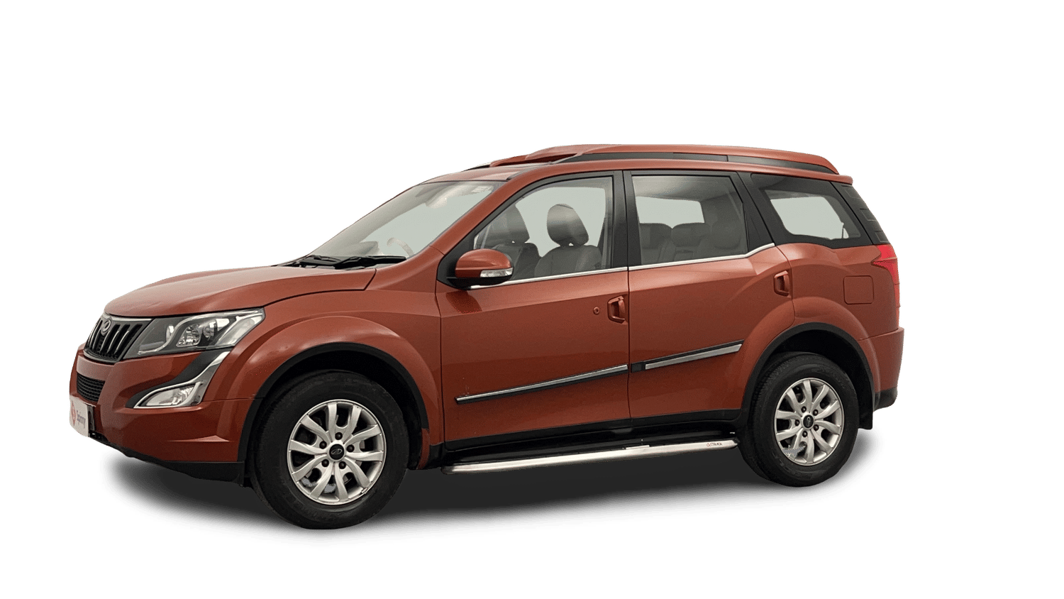 Used 2017 Mahindra XUV500 W10 AT Diesel Automatic Image