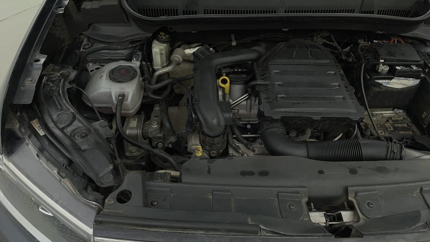 Used 2022 Volkswagen Taigun Topline 1.0 TSI MT Petrol Manual engine ENGINE RIGHT SIDE VIEW