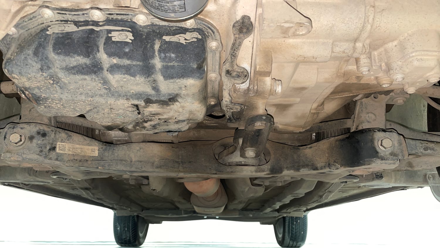Used 2022 Volkswagen Taigun Topline 1.0 TSI MT Petrol Manual extra FRONT LEFT UNDERBODY VIEW