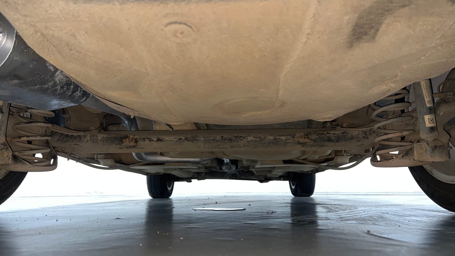 Used 2022 Volkswagen Vento Highline 1.0L TSI Petrol Manual extra REAR UNDERBODY VIEW (TAKEN FROM REAR)