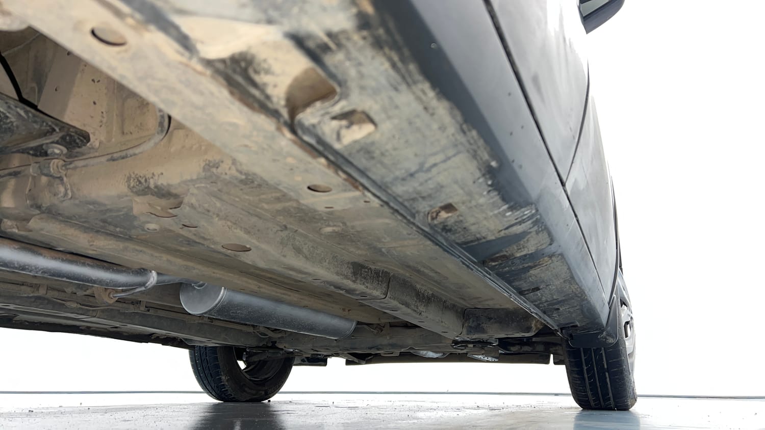 Used 2023 Tata Punch Accomplished MT Petrol Manual extra REAR RIGHT UNDERBODY VIEW
