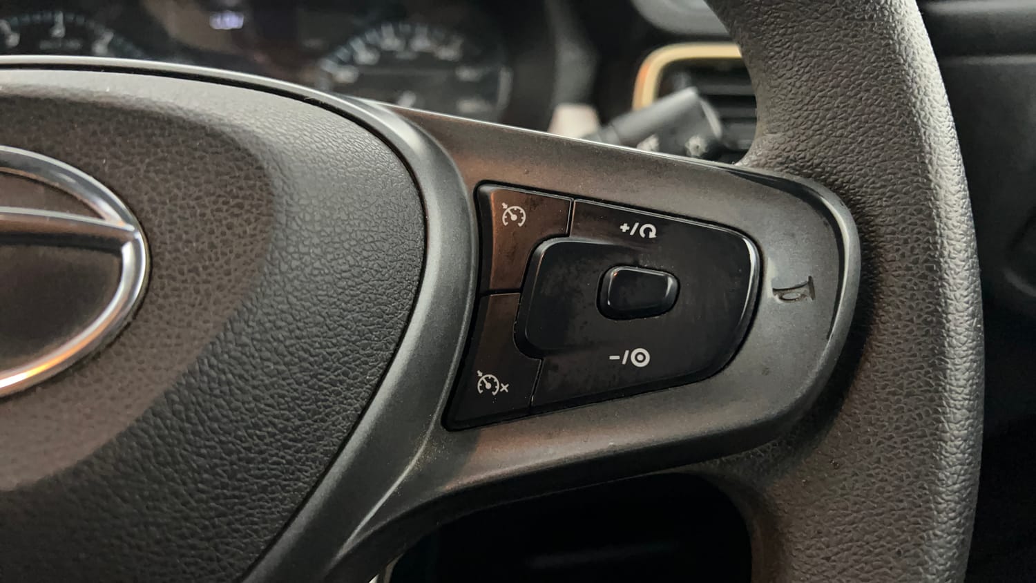 Used 2023 Tata Punch Accomplished MT Petrol Manual top_features Cruise control
