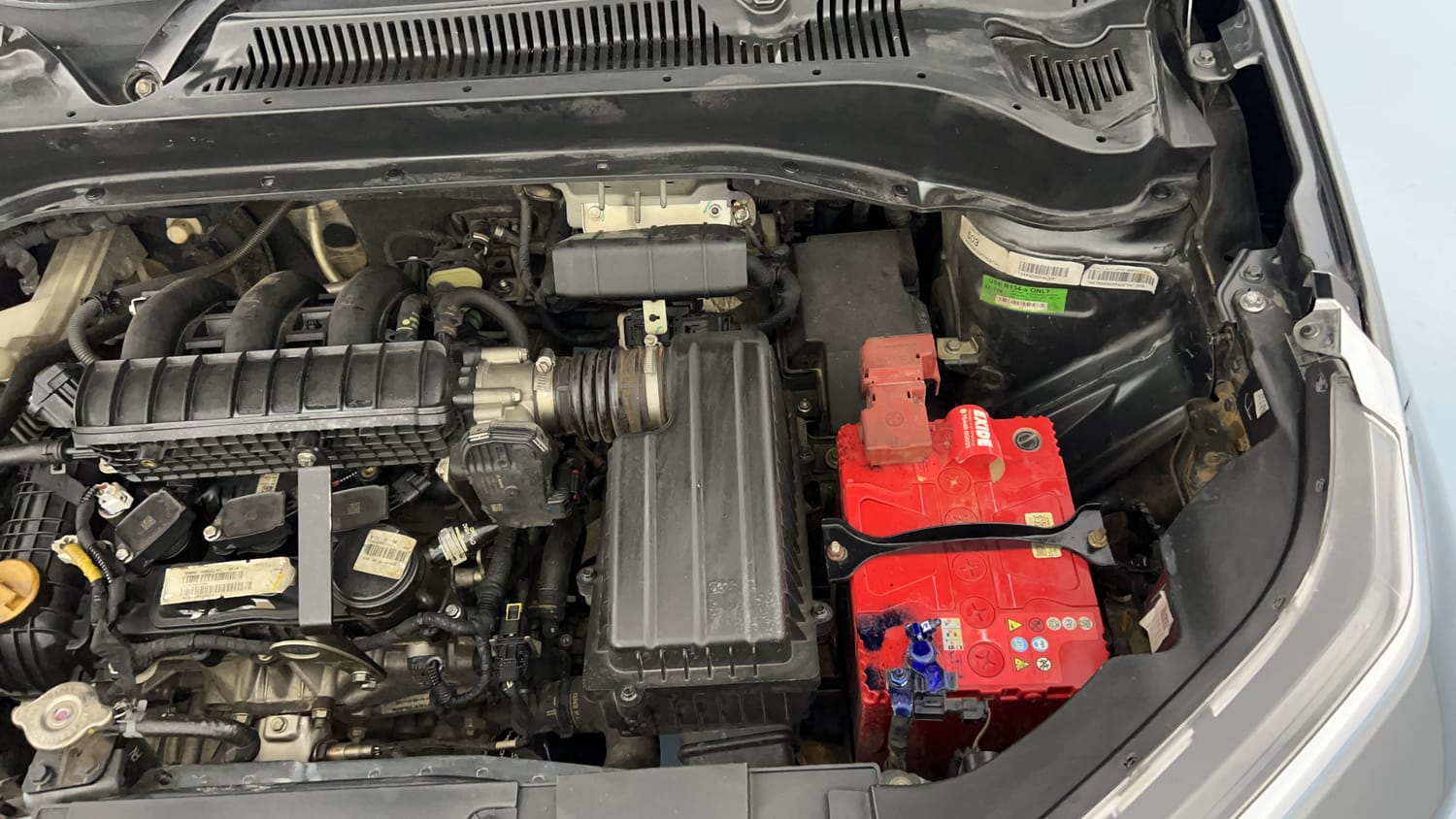 Used 2023 Tata Punch Accomplished MT Petrol Manual engine ENGINE LEFT SIDE VIEW