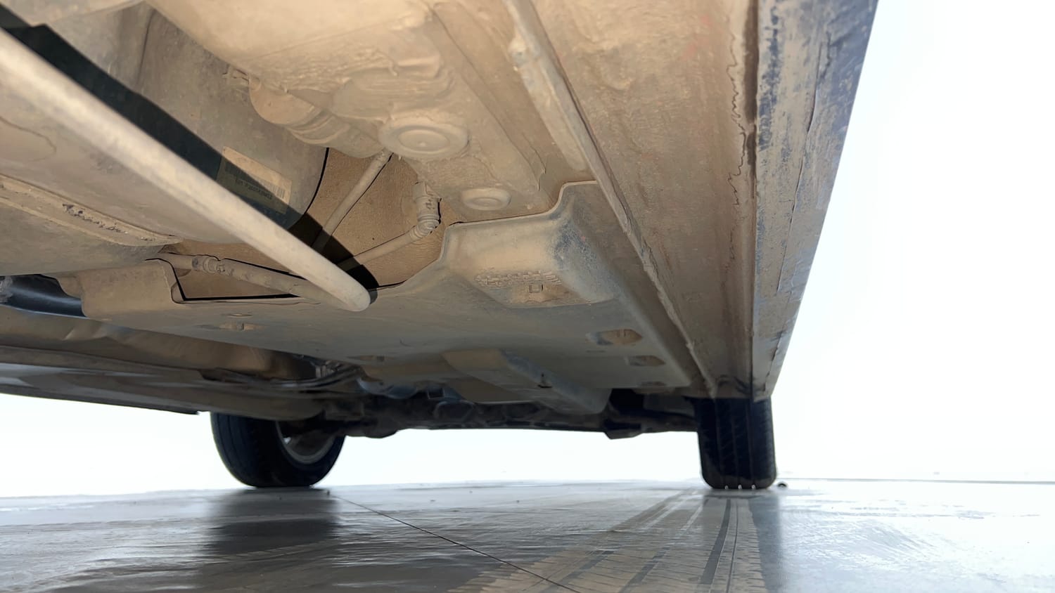 Used 2022 Volkswagen Vento Highline 1.0L TSI Petrol Manual extra REAR RIGHT UNDERBODY VIEW