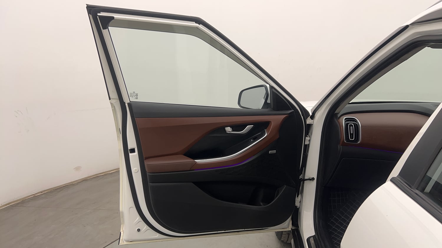 Used 2023 Hyundai Alcazar Platinum 7 STR 1.5 Turbo Petrol Petrol Manual interior LEFT FRONT DOOR OPEN VIEW