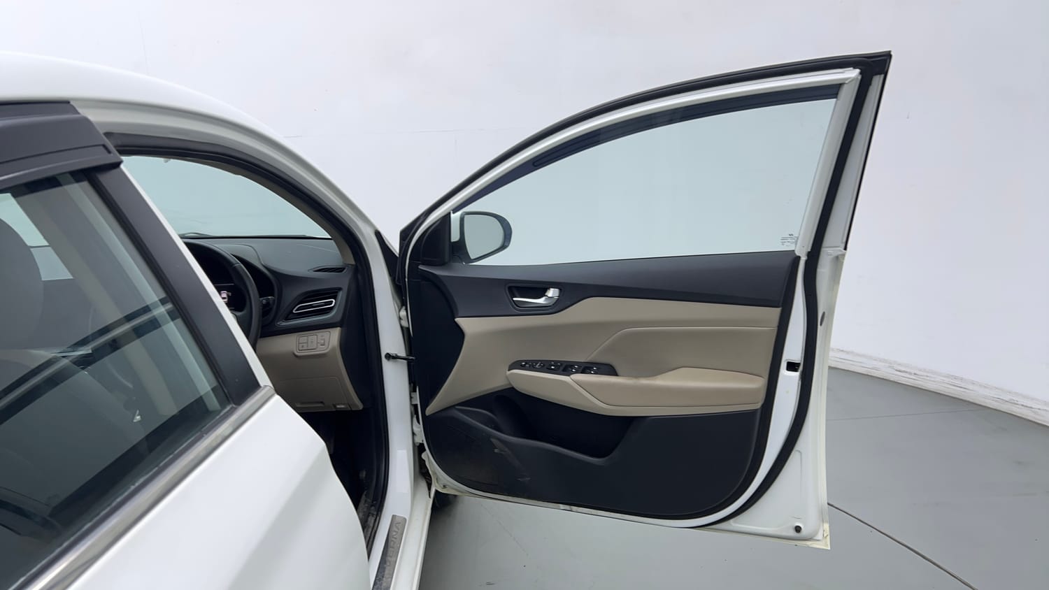 Used 2021 Hyundai Verna SX (O) 1.5 VTVT IVT Petrol Automatic interior RIGHT FRONT DOOR OPEN VIEW