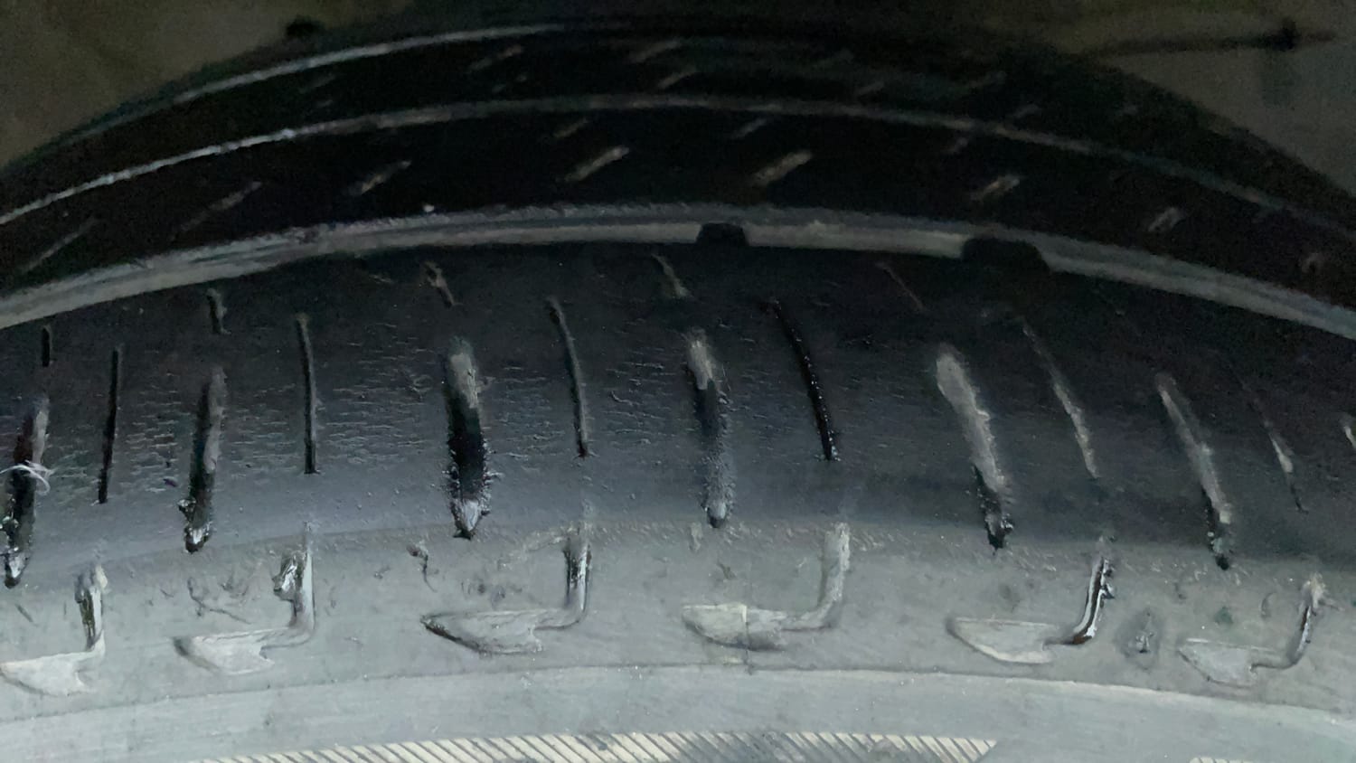Used 2022 Honda City ZX CVT Petrol Petrol Automatic tyres RIGHT FRONT TYRE TREAD VIEW