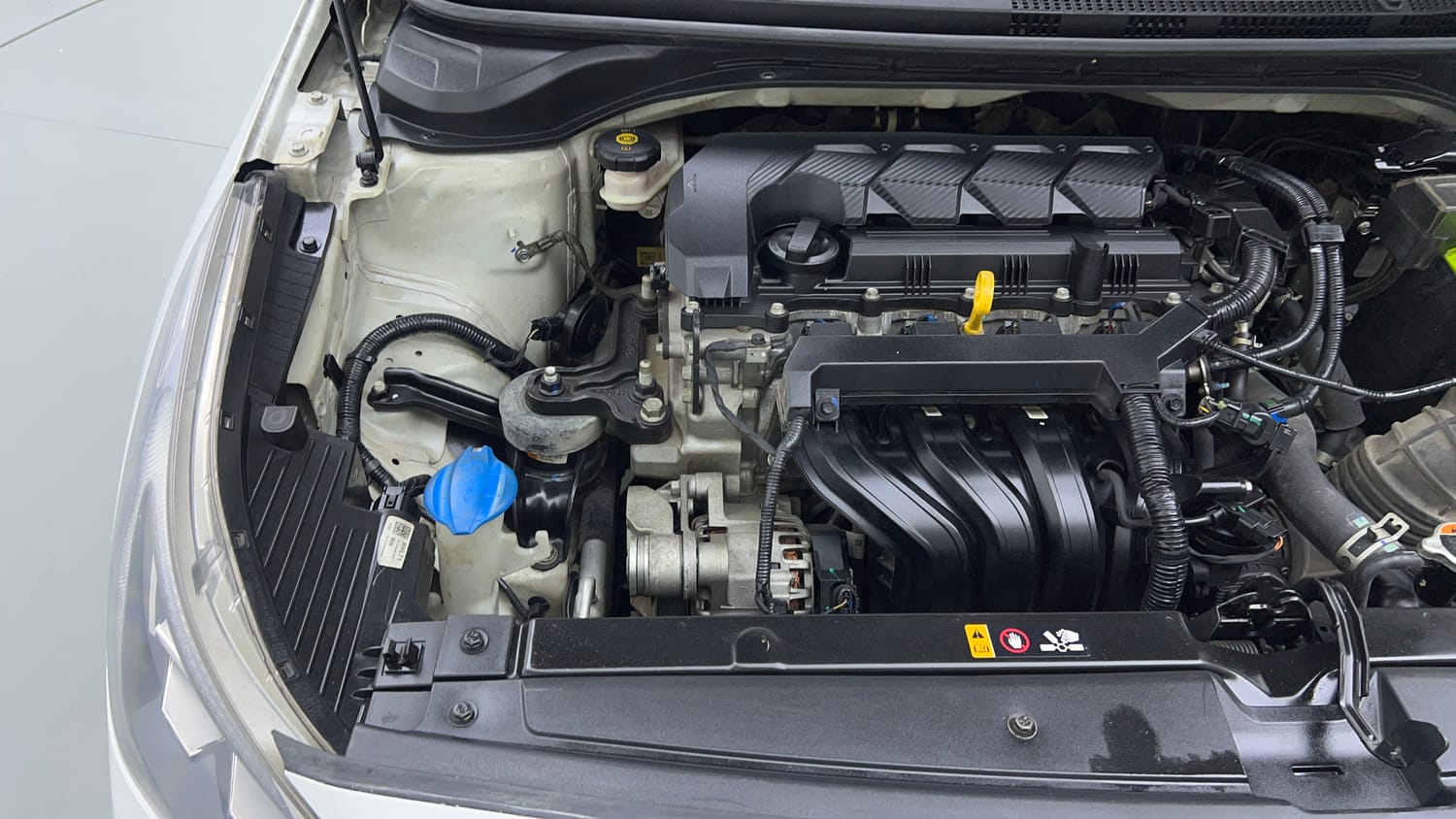 Used 2021 Hyundai Verna SX (O) 1.5 VTVT IVT Petrol Automatic engine ENGINE RIGHT SIDE VIEW