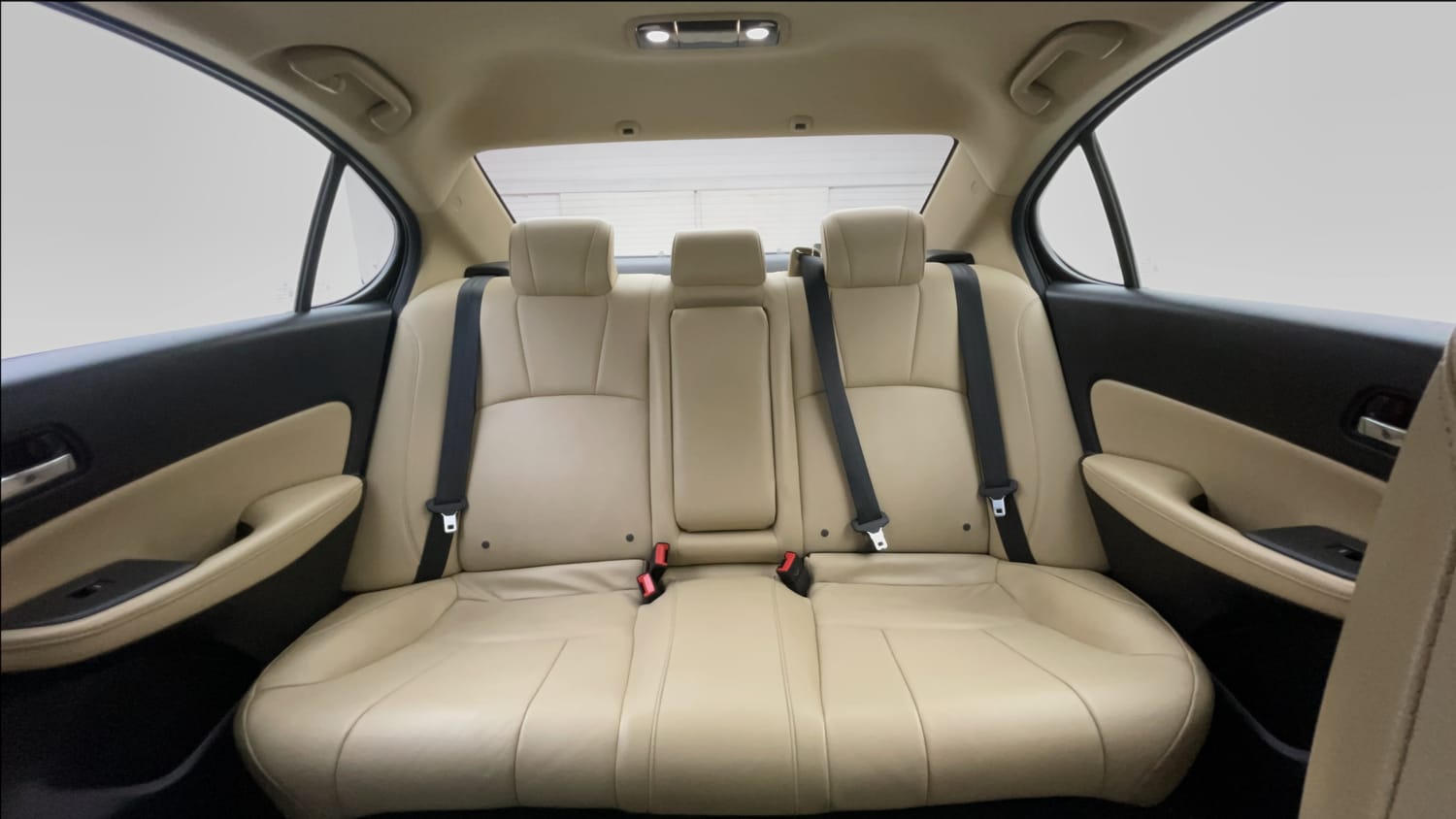 Used 2022 Honda City ZX CVT Petrol Petrol Automatic interior REAR SEAT CONDITION VIEW