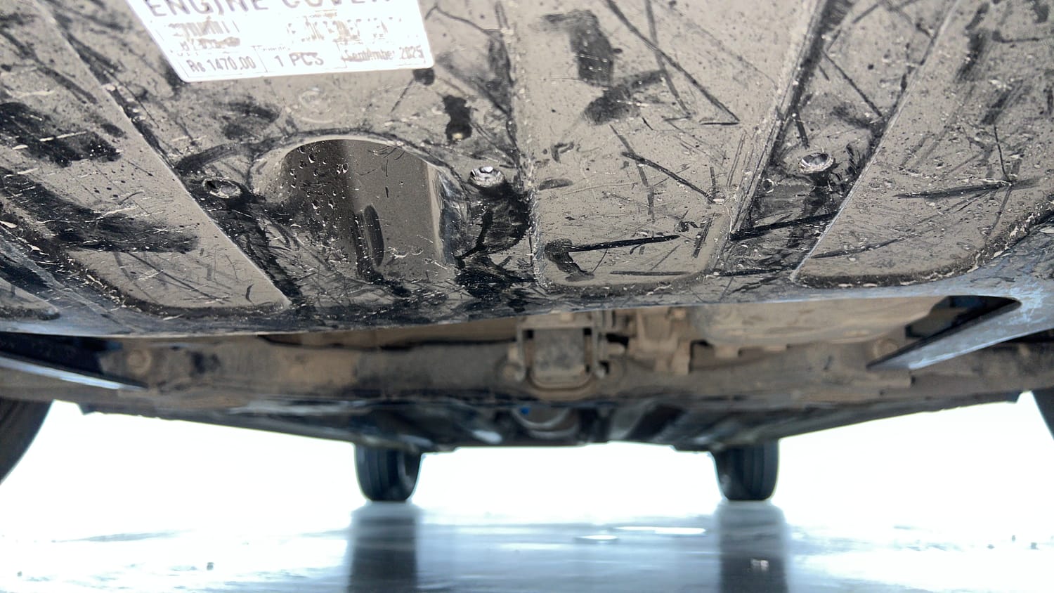 Used 2021 Hyundai Verna SX (O) 1.5 VTVT IVT Petrol Automatic extra FRONT LEFT UNDERBODY VIEW