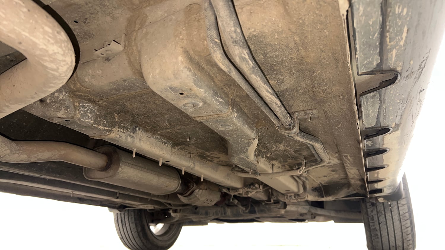 Used 2023 Hyundai Alcazar Platinum 7 STR 1.5 Turbo Petrol Petrol Manual extra REAR RIGHT UNDERBODY VIEW