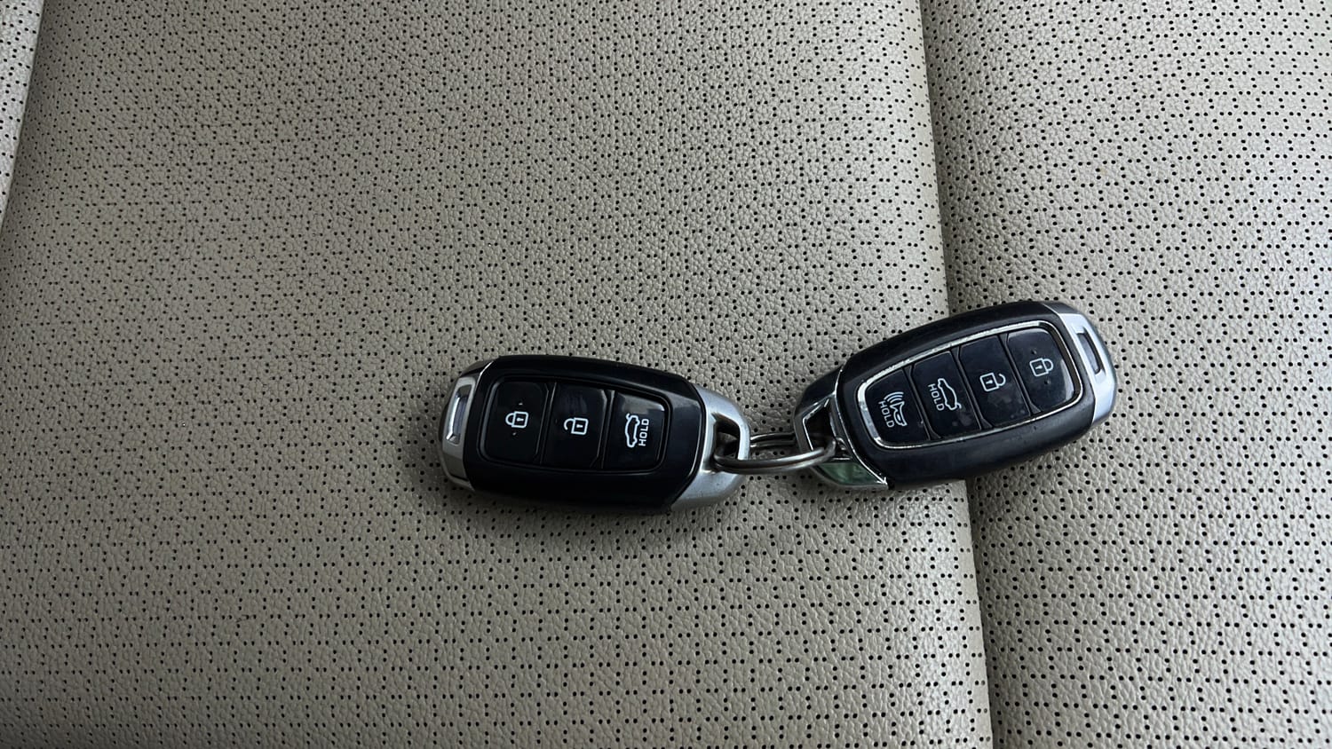 Used 2021 Hyundai Verna SX (O) 1.5 VTVT IVT Petrol Automatic extra CAR KEY VIEW
