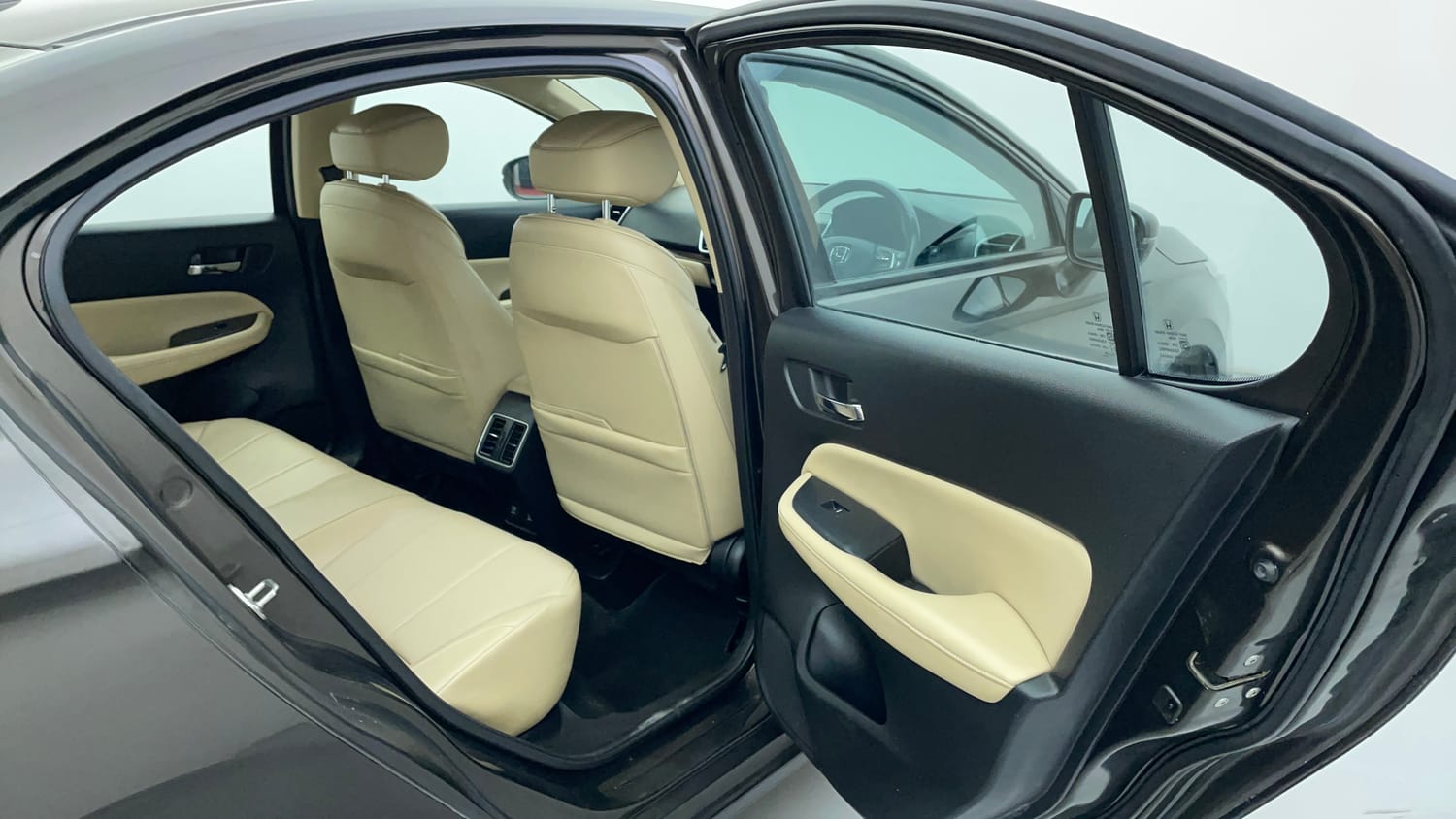 Used 2022 Honda City ZX CVT Petrol Petrol Automatic interior RIGHT SIDE REAR DOOR CABIN VIEW