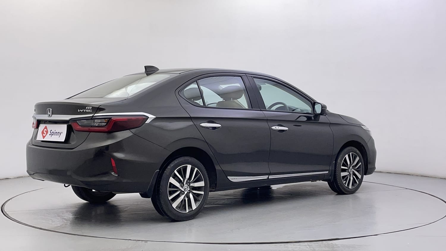 Used 2022 Honda City ZX CVT Petrol Petrol Automatic exterior RIGHT REAR CORNER VIEW